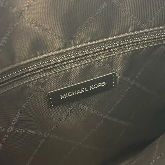 Michael Kors Purse & Wallet Sheila Large Signature & Metallic Tote Bag Black - Picture 9 of 12